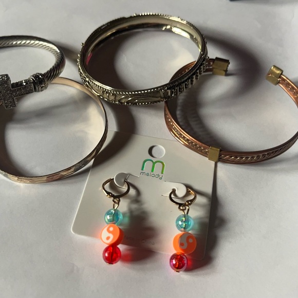 Bundle Lot Jewelry Bangle Bracelets Copper Cuff Bracelet Fashion earrings - Picture 1 of 4
